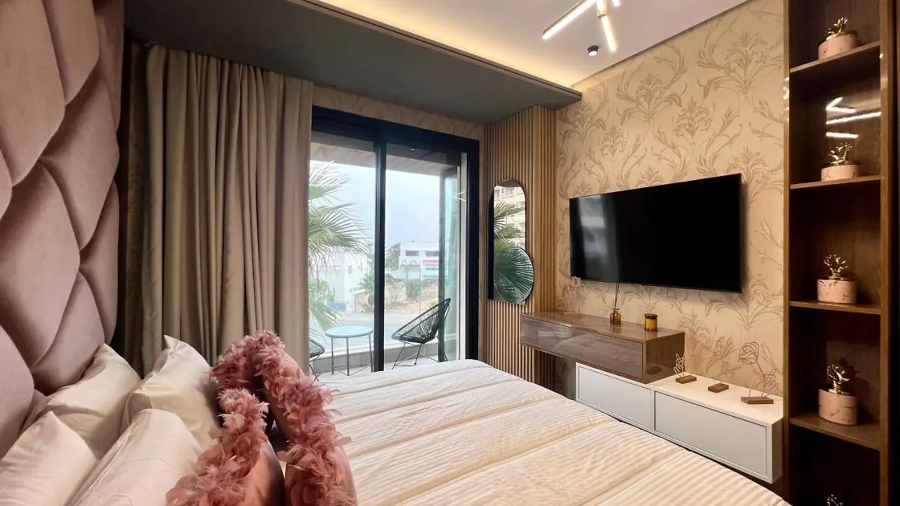 The Address - Sunny Anfa Hills Apartment Casablanca